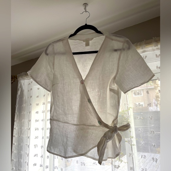 Linen top - Picture 1 of 1